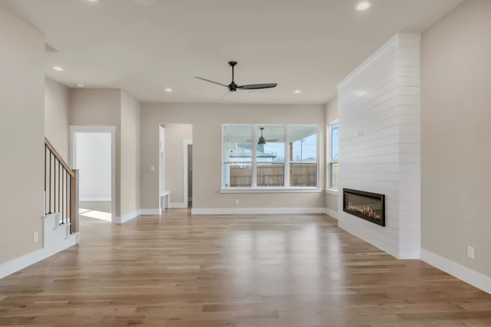 207 W 7th Street Justin, TX 76247