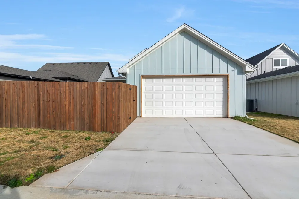 207 W 7th Street Justin, TX 76247