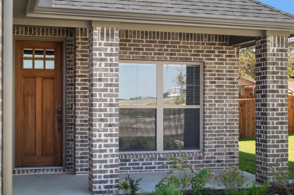 613 Escovedo Drive Italy, TX 76651