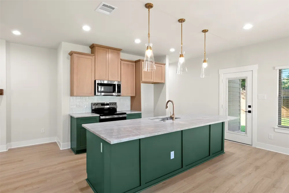 613 Escovedo Drive Italy, TX 76651