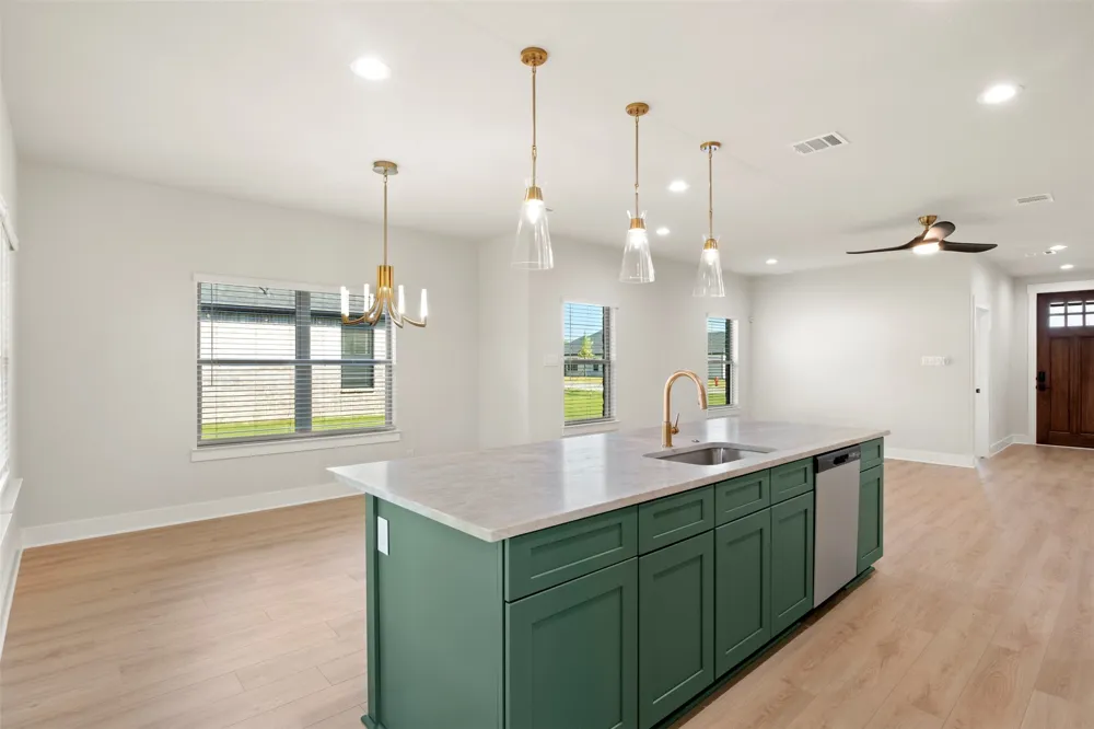 613 Escovedo Drive Italy, TX 76651