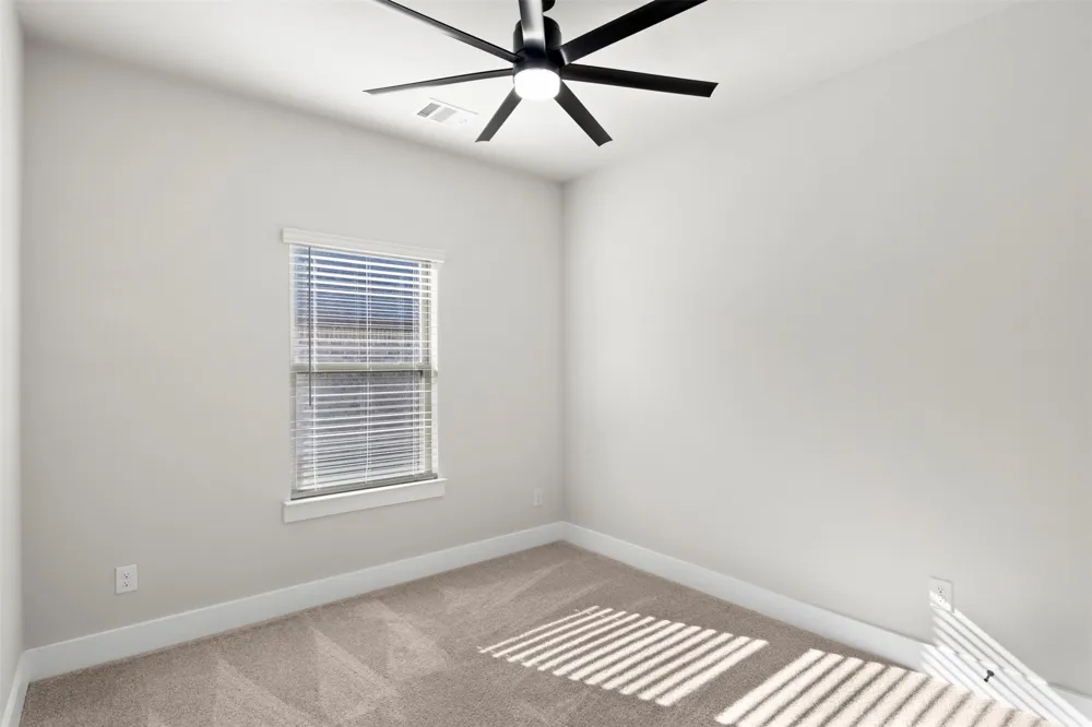 613 Escovedo Drive Italy, TX 76651