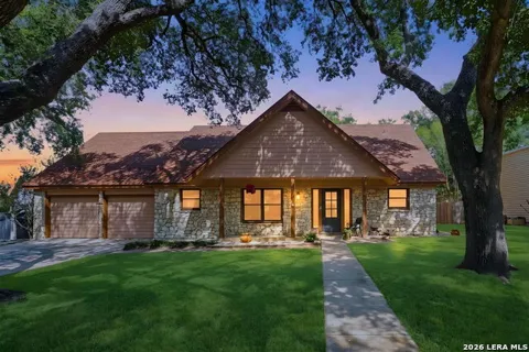 117 W HAMPTON DR