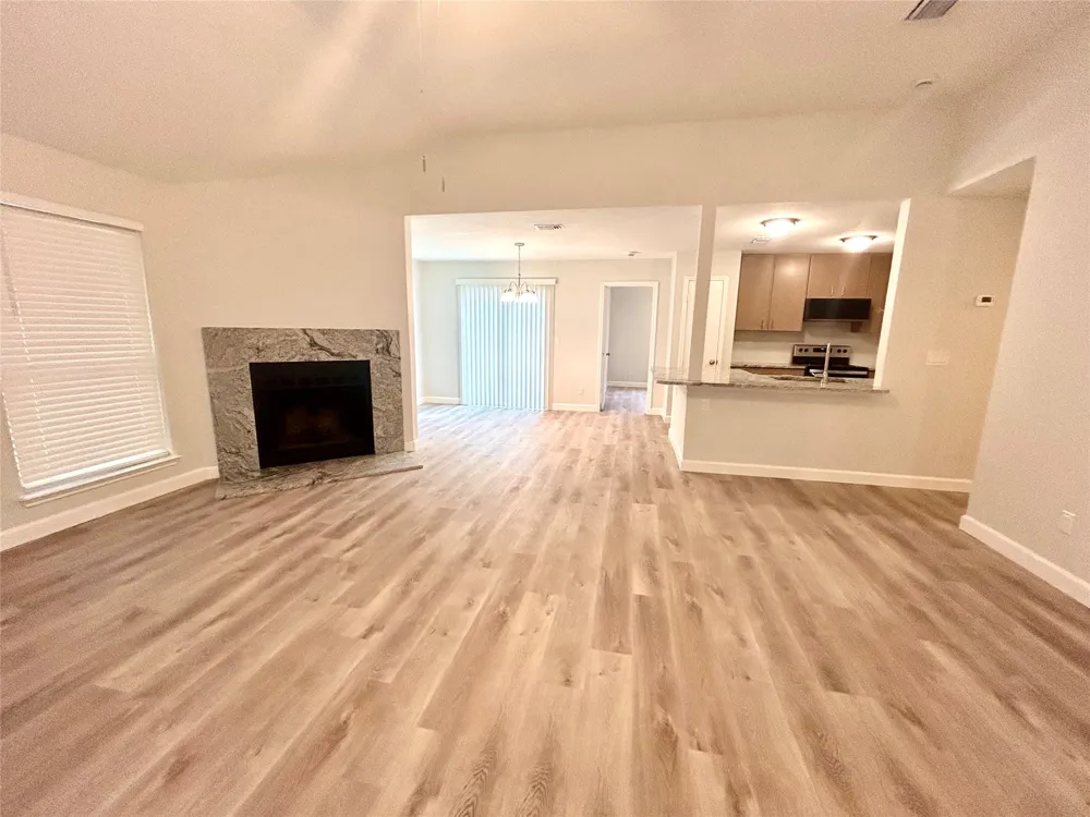 415 Rifleman Trail Arlington, TX 76002