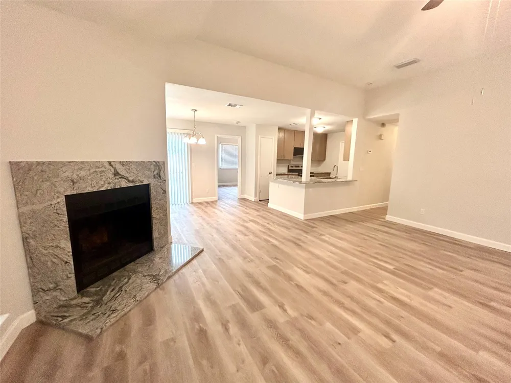 415 Rifleman Trail Arlington, TX 76002
