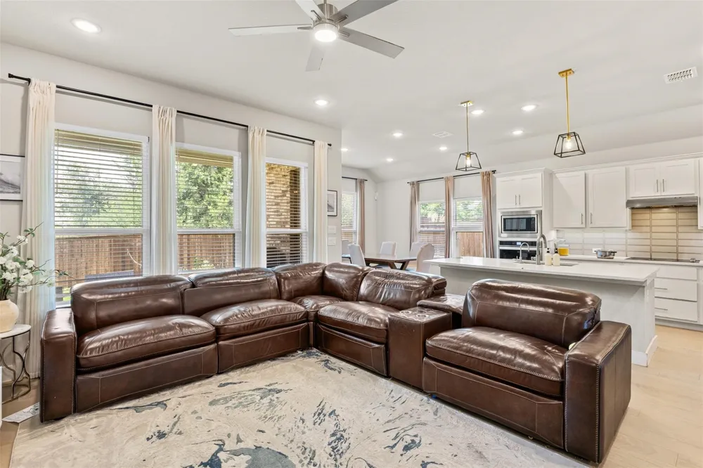 5839 Heatherwood Loop Sachse, TX 75048