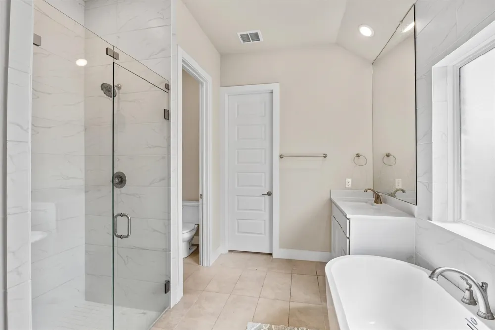 5839 Heatherwood Loop Sachse, TX 75048