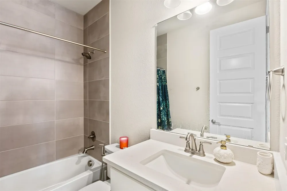 5839 Heatherwood Loop Sachse, TX 75048