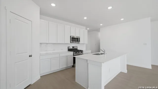1304 APRON TRL New Braunfels, TX 78130