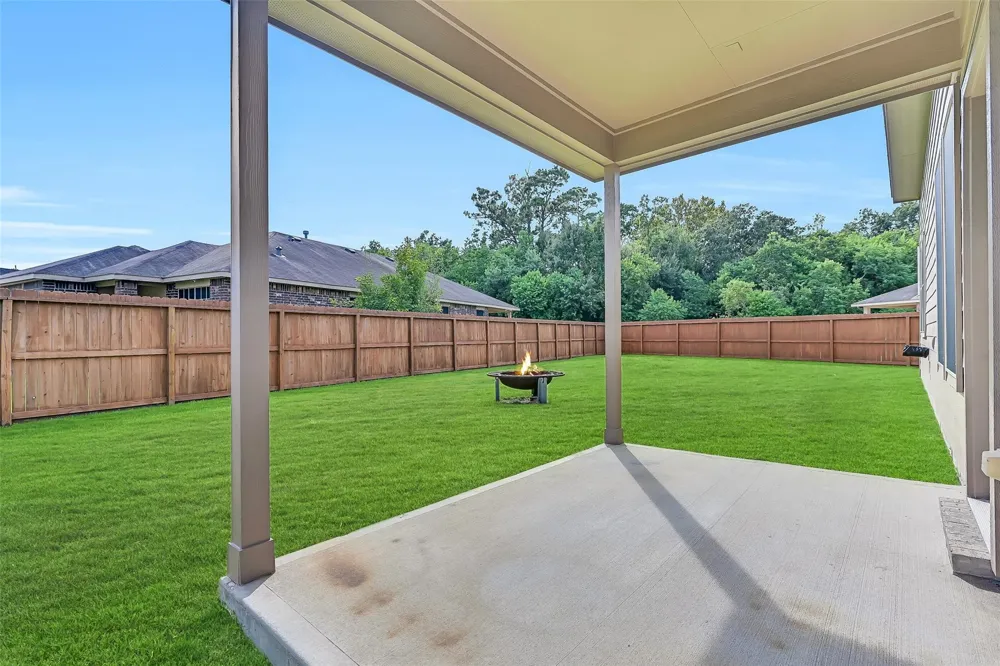 2303 Deer Trace Court Crosby, TX 77532