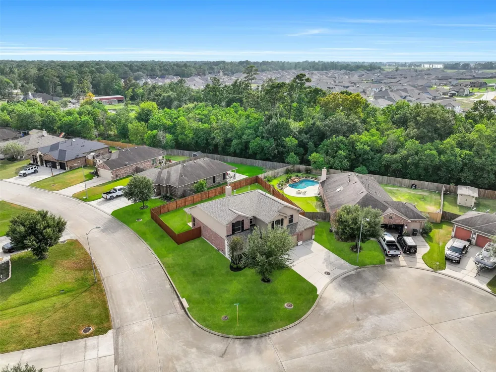 2303 Deer Trace Court Crosby, TX 77532