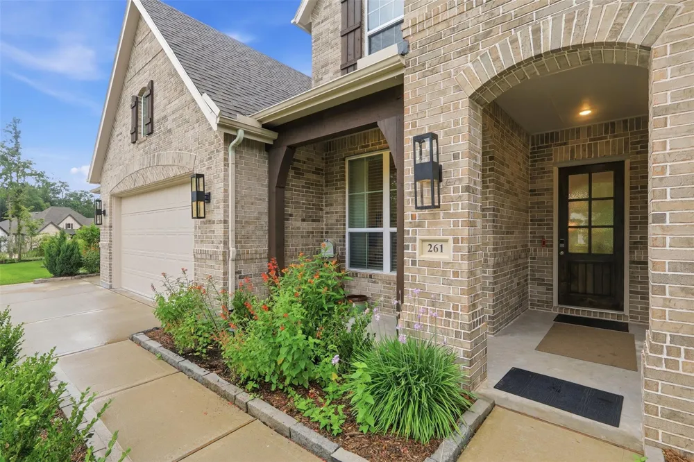 261 Monte Carlo Lane Montgomery, TX 77316