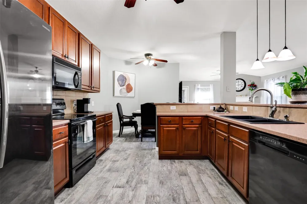 15767 Cotton Tail Lane San Antonio, TX 78255