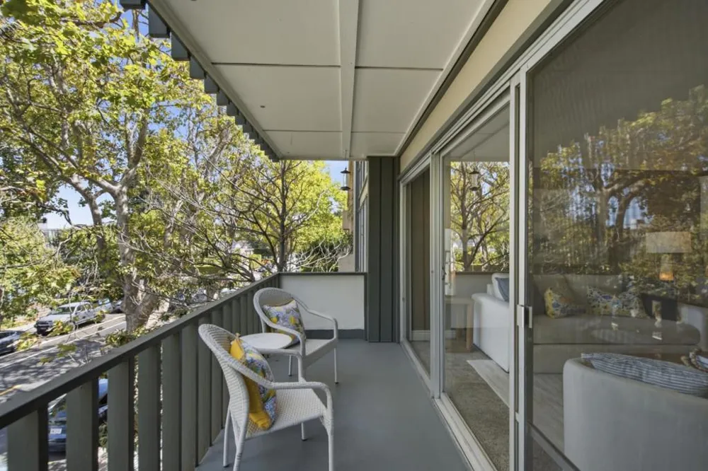 808 Laurel Avenue #202 San Mateo, CA 94401