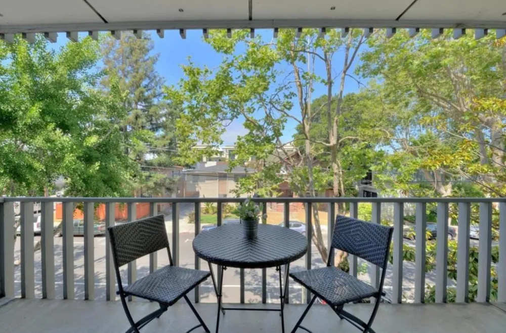 808 Laurel Avenue #202 San Mateo, CA 94401