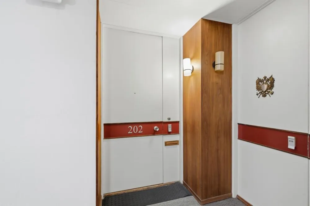 808 Laurel Avenue #202 San Mateo, CA 94401