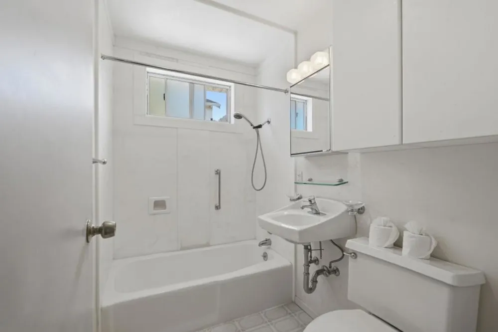 1527 Madeira Drive Pacifica, CA 94044