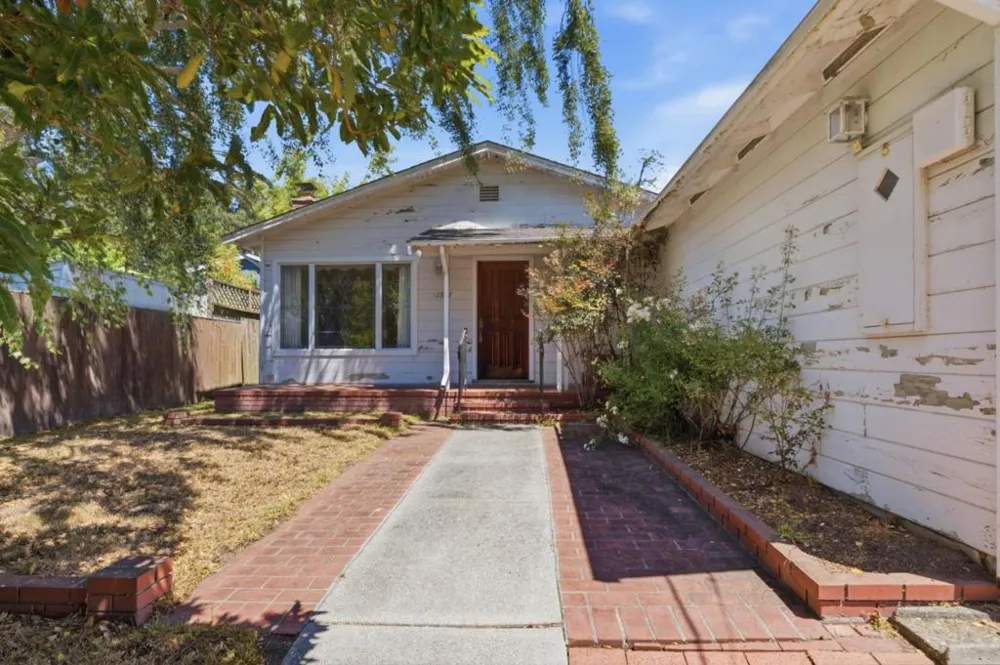 1527 Madeira Drive Pacifica, CA 94044