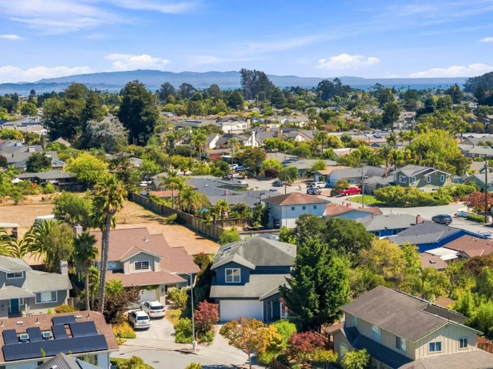 1446 Avila Avenue Santa Cruz, CA 95062
