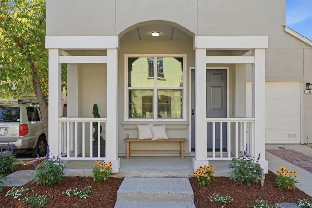 101 Beacon Street Mountain View, CA 94040