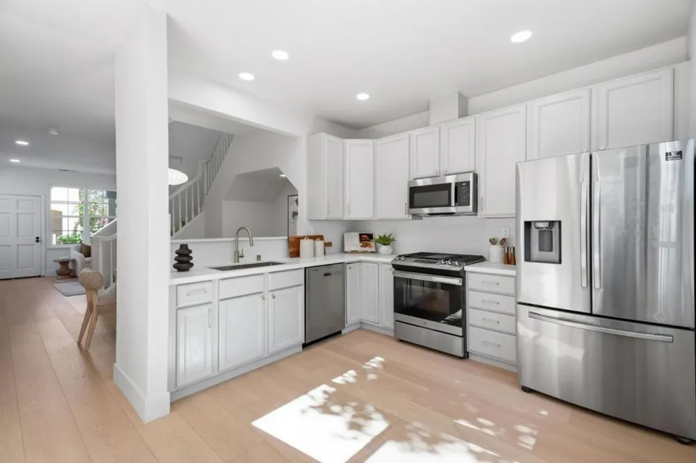 101 Beacon Street Mountain View, CA 94040