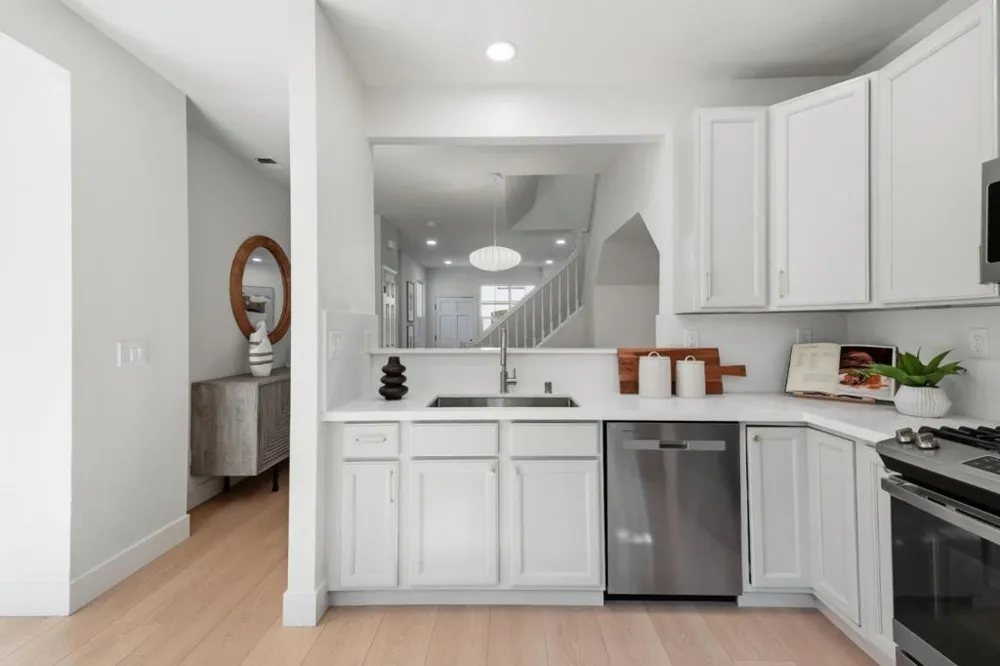 101 Beacon Street Mountain View, CA 94040