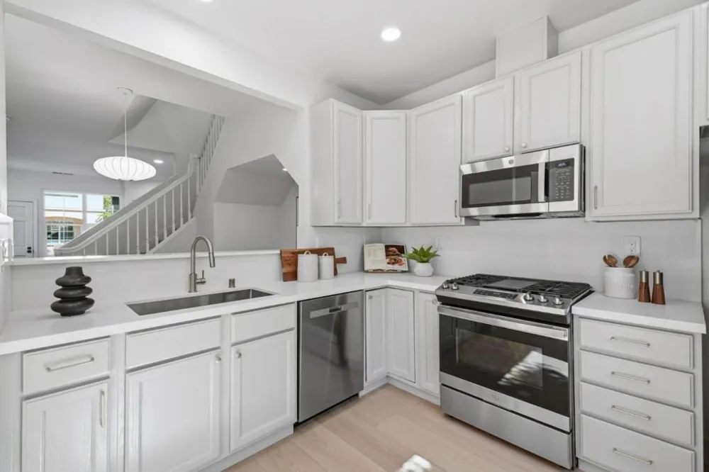 101 Beacon Street Mountain View, CA 94040