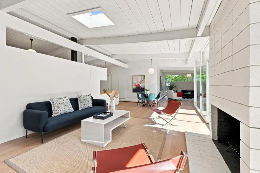 4066 Ben Lomond Drive Palo Alto, CA 94306