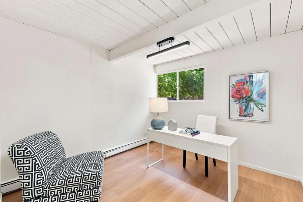 4066 Ben Lomond Drive Palo Alto, CA 94306