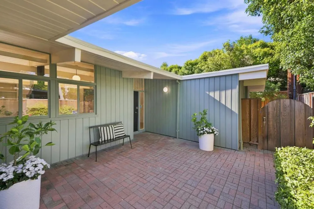 4066 Ben Lomond Drive Palo Alto, CA 94306