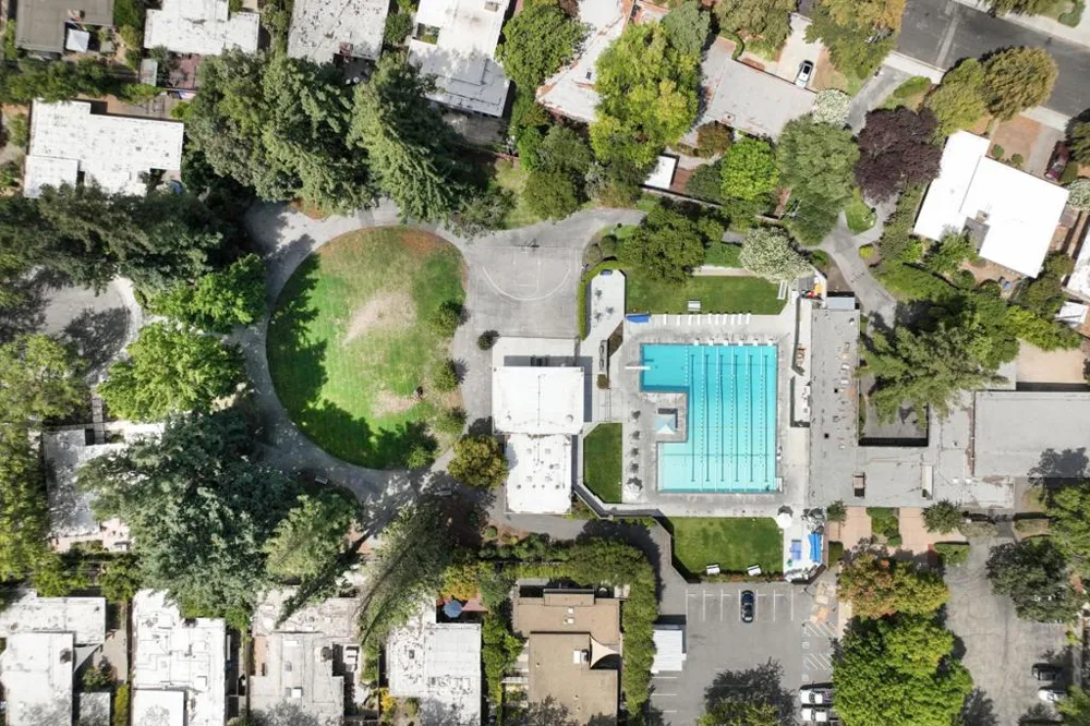 4066 Ben Lomond Drive Palo Alto, CA 94306