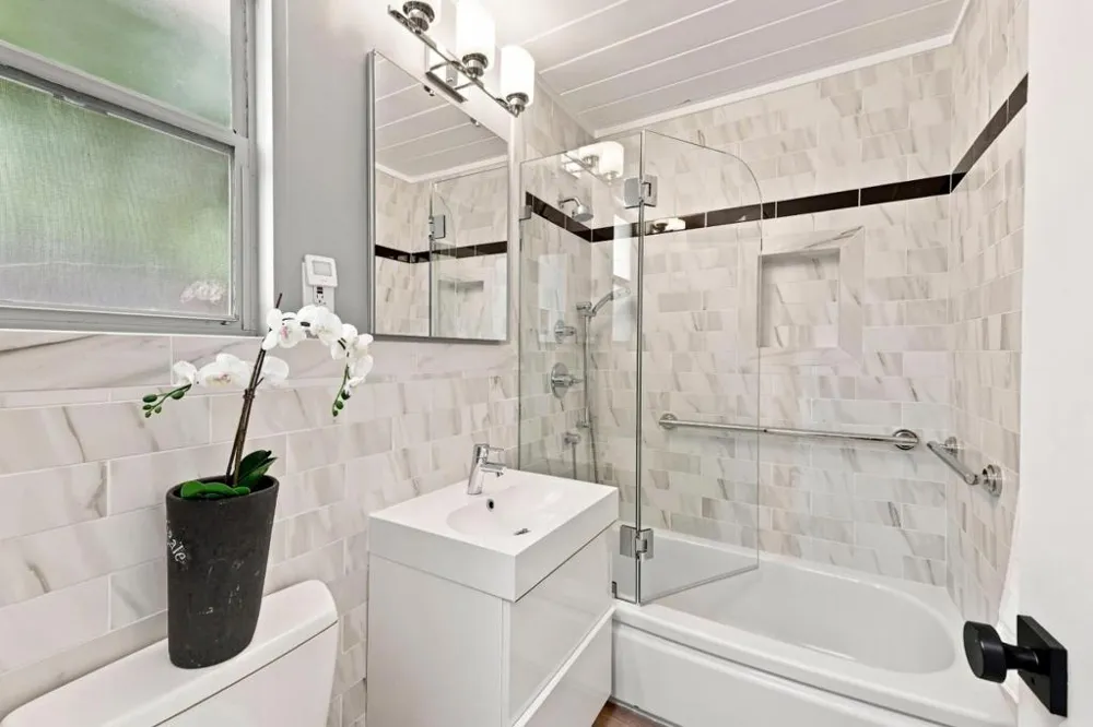 4066 Ben Lomond Drive Palo Alto, CA 94306