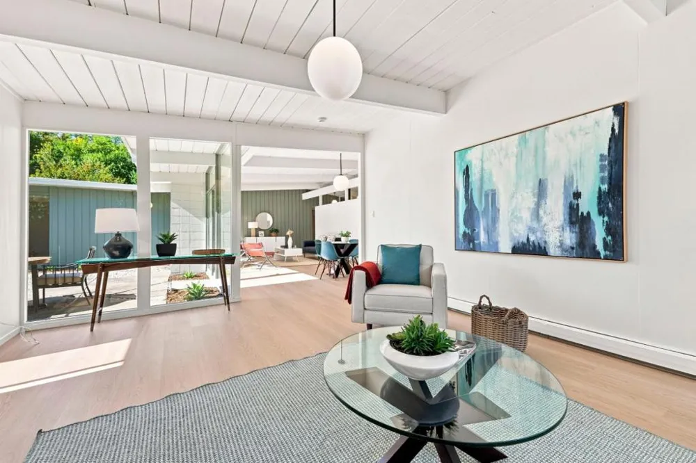 4066 Ben Lomond Drive Palo Alto, CA 94306