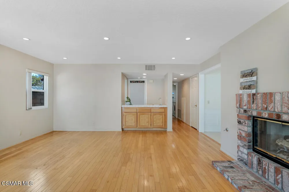 5339 Seneca Place Simi Valley, CA 93063