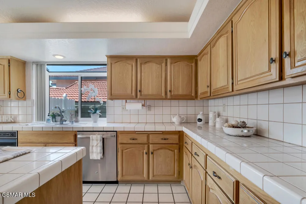 5339 Seneca Place Simi Valley, CA 93063
