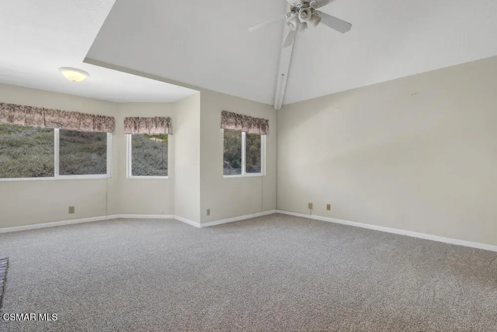 5339 Seneca Place Simi Valley, CA 93063