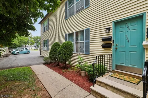 584 Thomas Blvd #1A Unit 1A