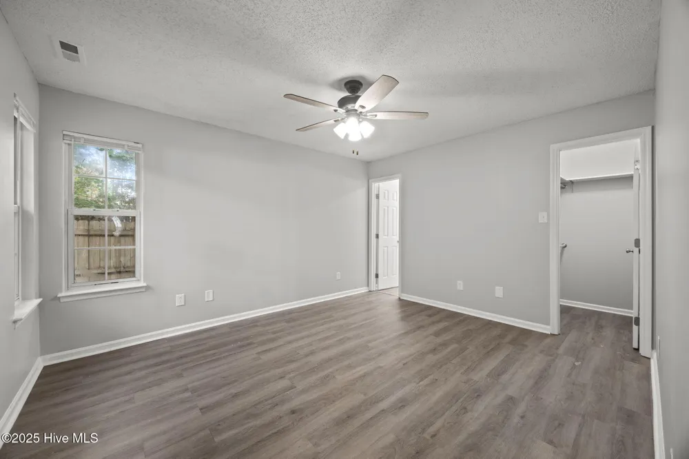 2033 Derby Run Road Jacksonville, NC 28546