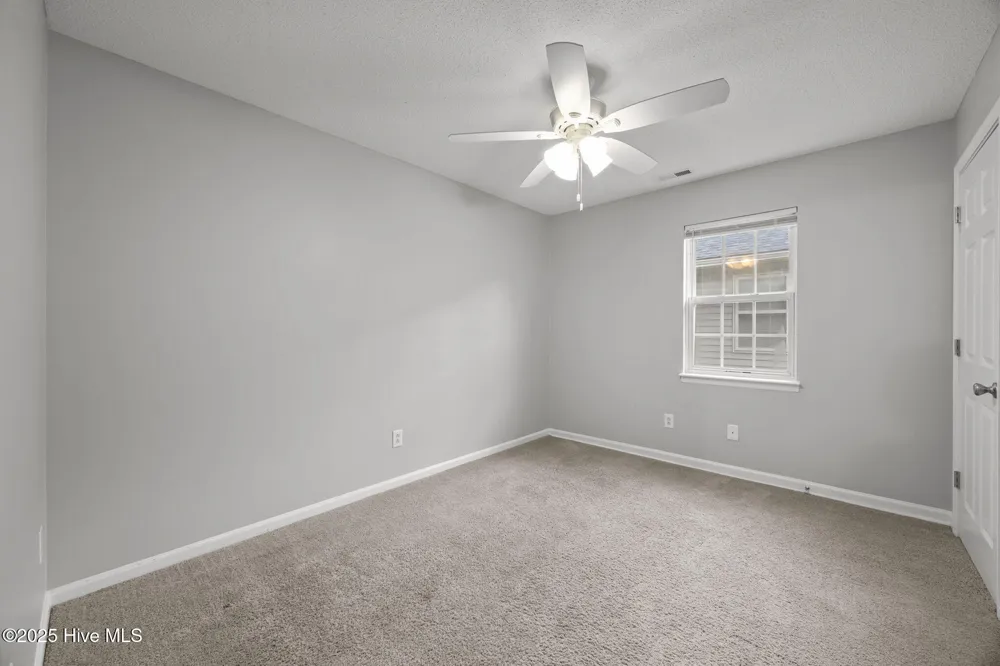 2033 Derby Run Road Jacksonville, NC 28546