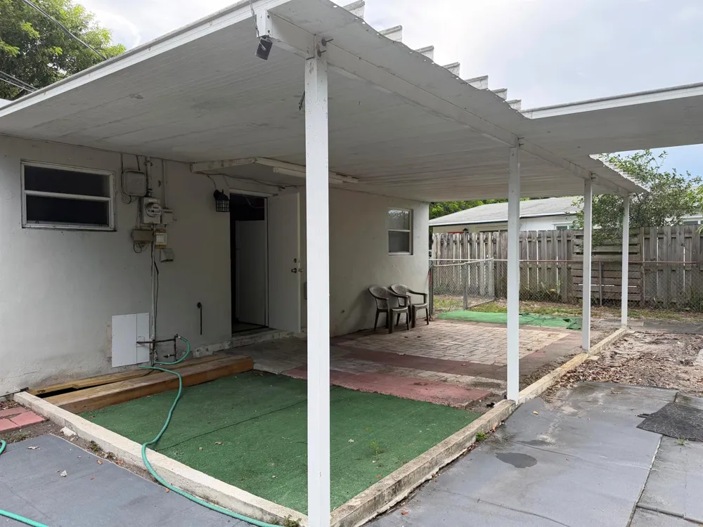 1501 70th Way Hollywood, FL 33024