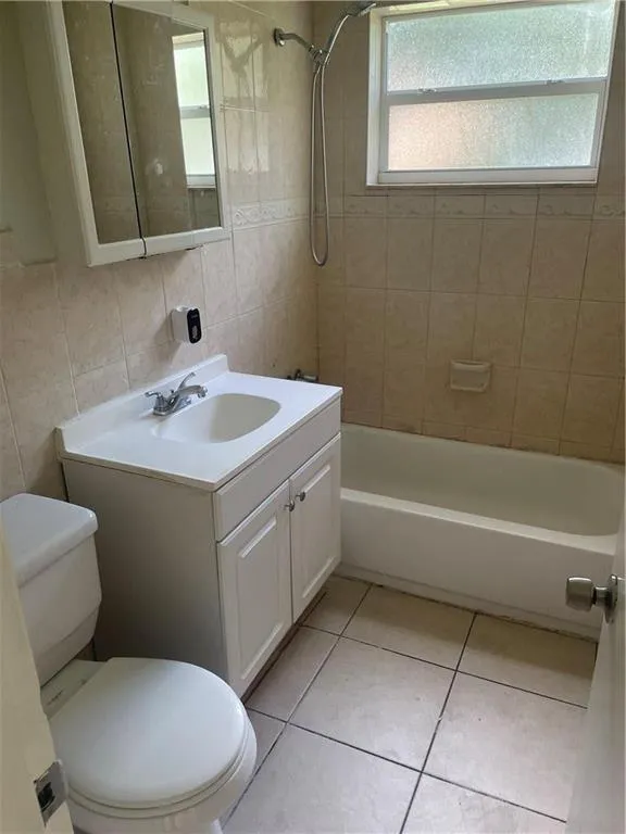1501 70th Way Hollywood, FL 33024