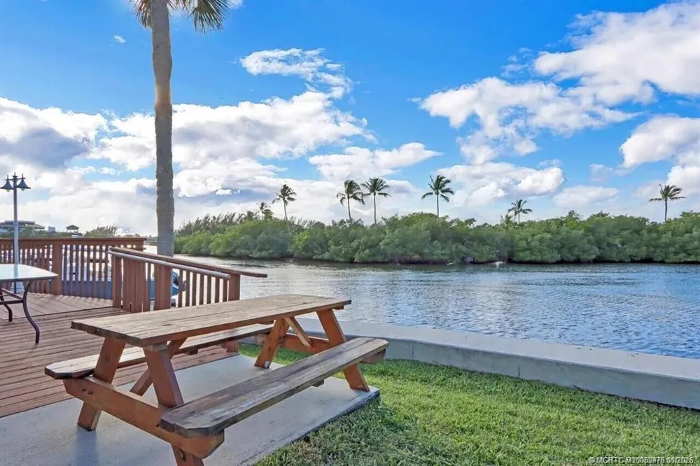 400 Hwy A1A #Unit 67 Jupiter, FL 33477