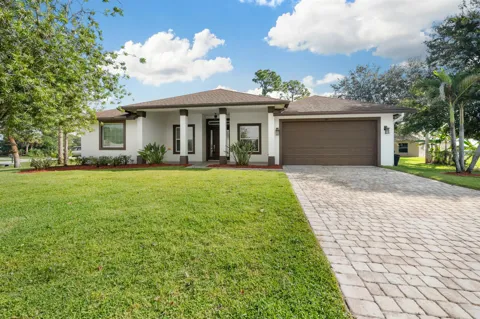 1949 SW LAWN LANE
