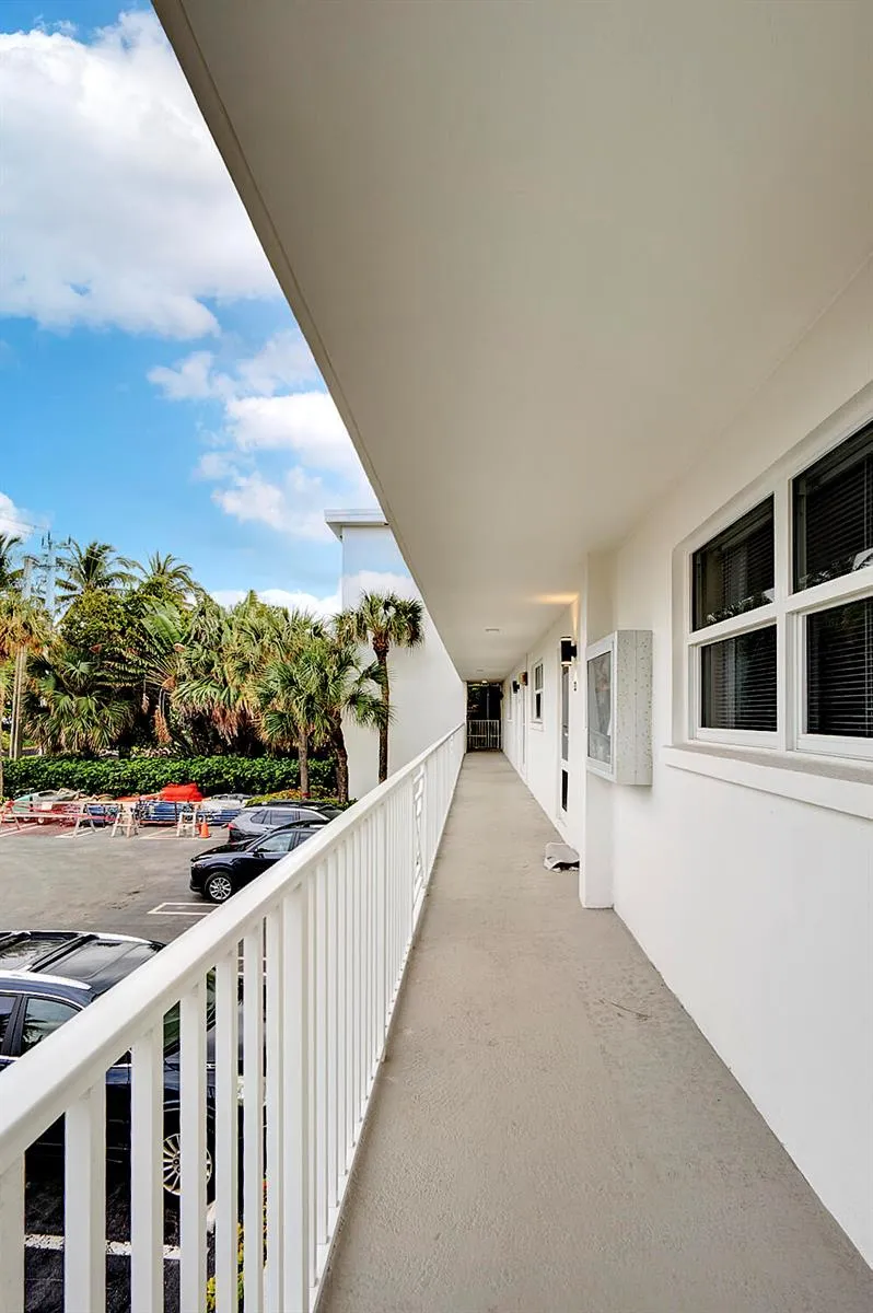 1910 S Ocean Boulevard #204 Delray Beach, FL 33483