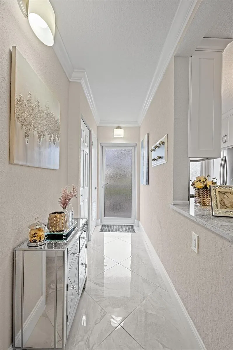 1910 S Ocean Boulevard #204 Delray Beach, FL 33483