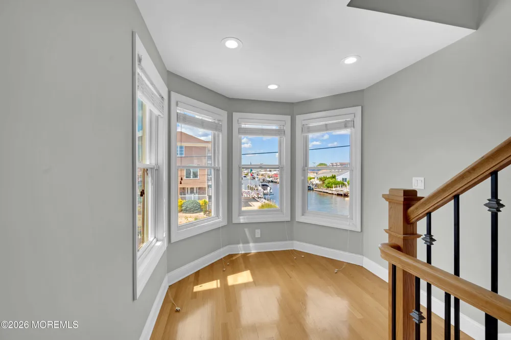 553 Long Point Drive Toms River, NJ 08753