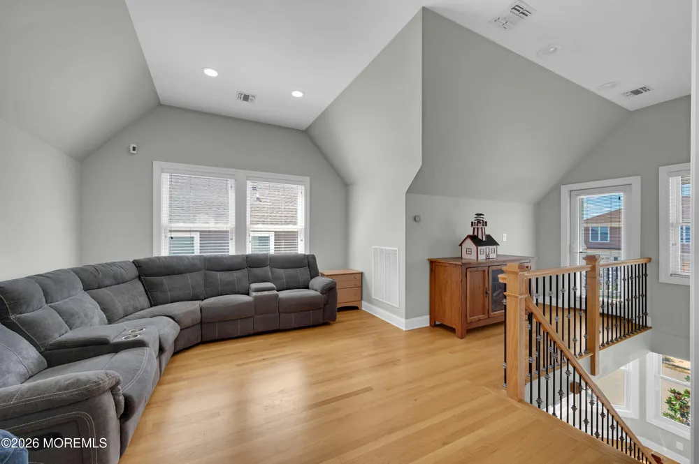 553 Long Point Drive Toms River, NJ 08753