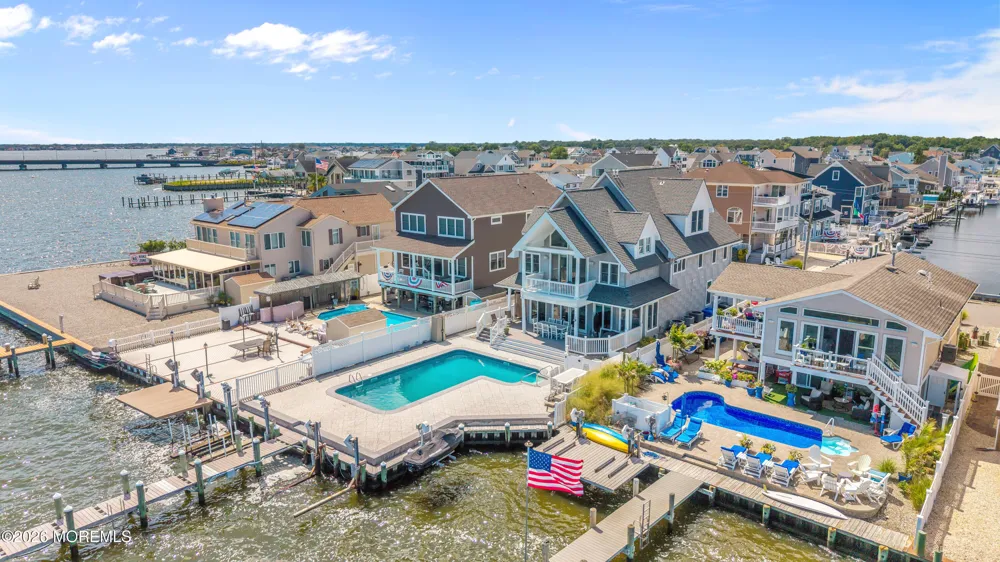 553 Long Point Drive Toms River, NJ 08753