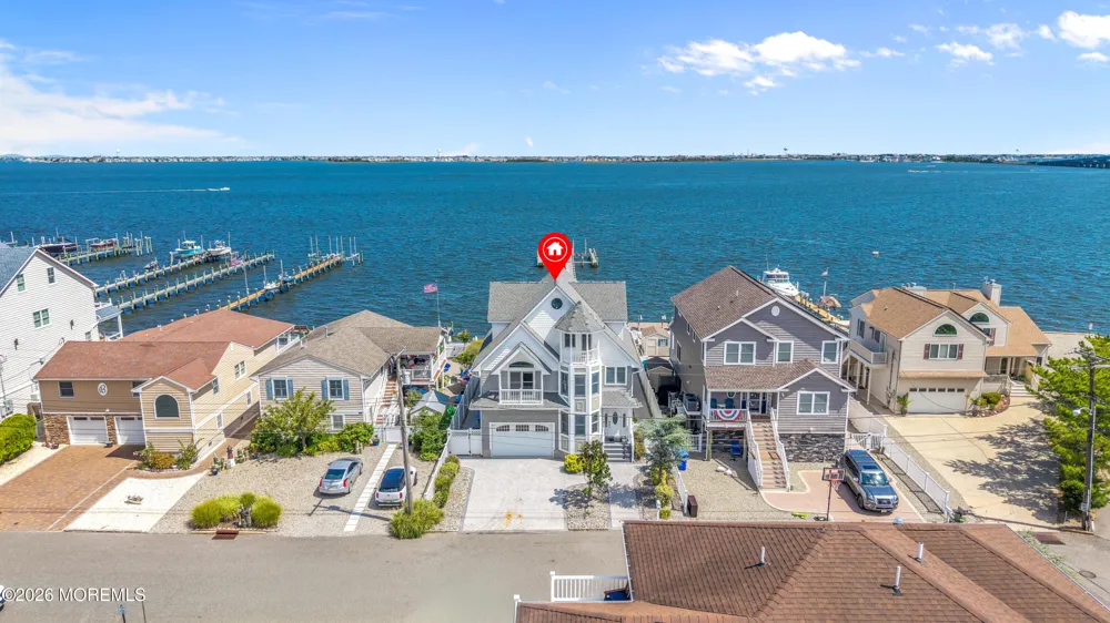 553 Long Point Drive Toms River, NJ 08753