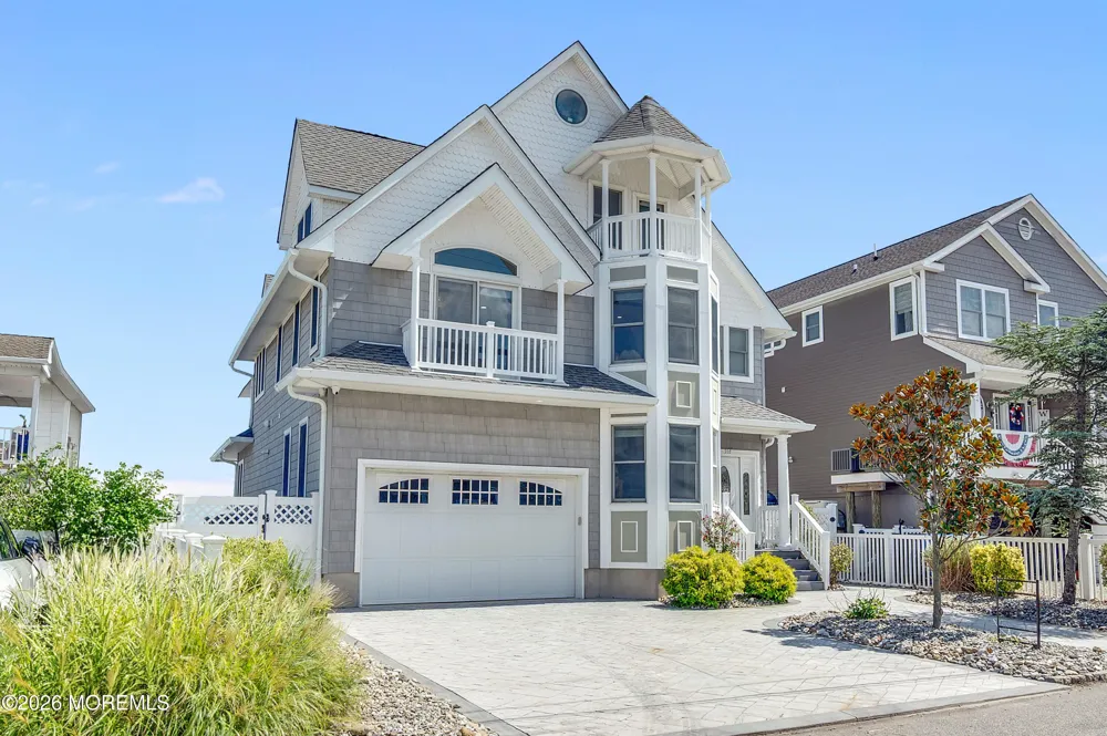 553 Long Point Drive Toms River, NJ 08753